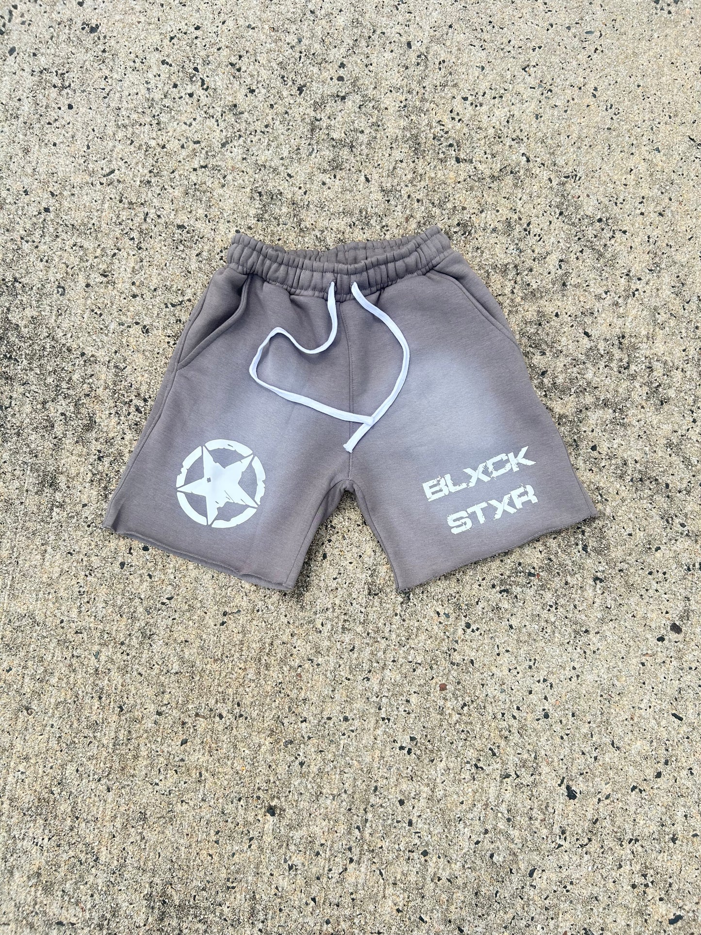 Blxckstxr “STATEMENT X PAIN AND GAIN EXCLUSIVE” Shorts Cobblestone Gray