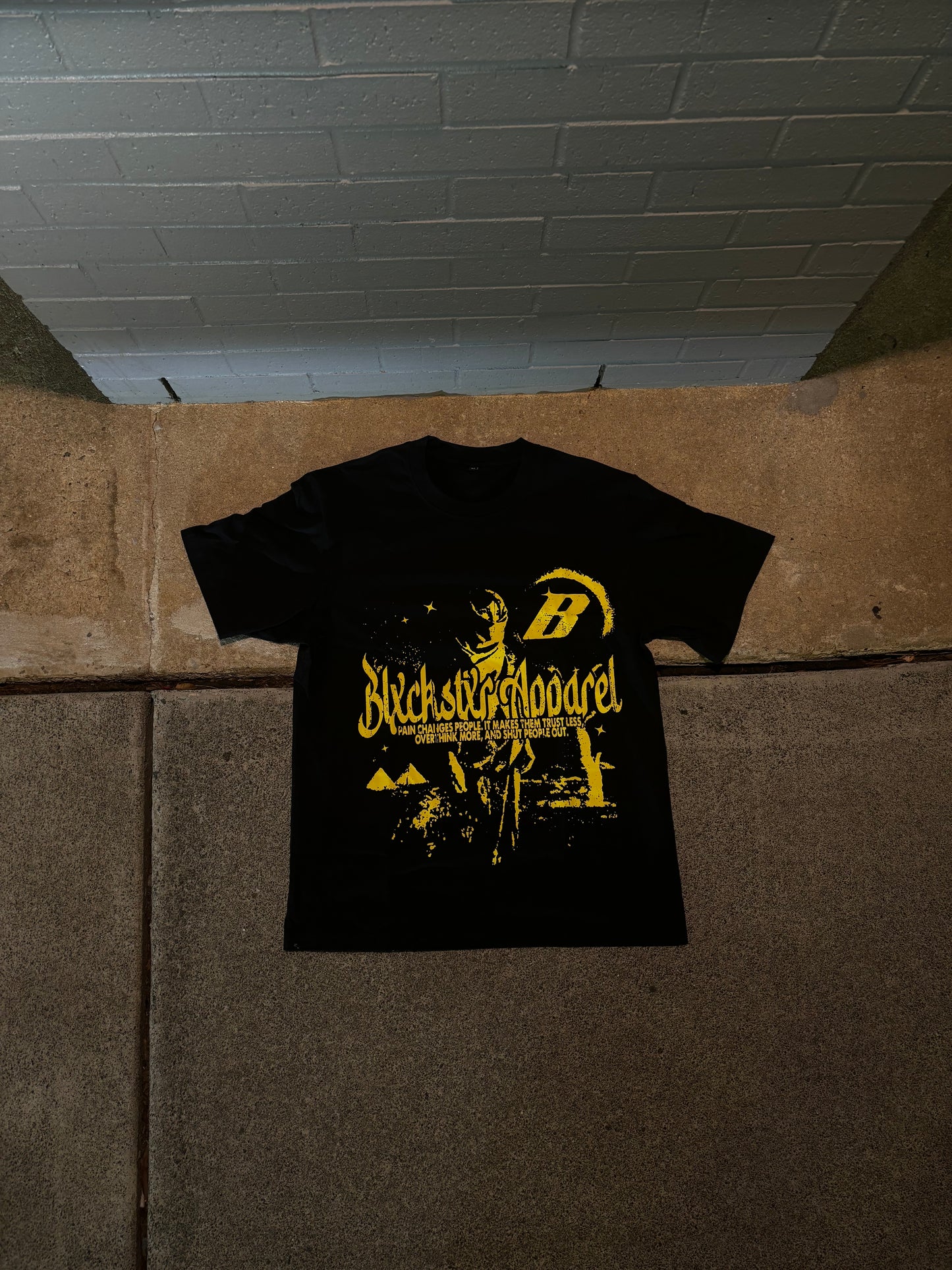 Camiseta Blxckstxr “AMARILLA”